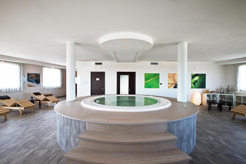 Hotel Fiera Rimini Ngoại thất bức ảnh